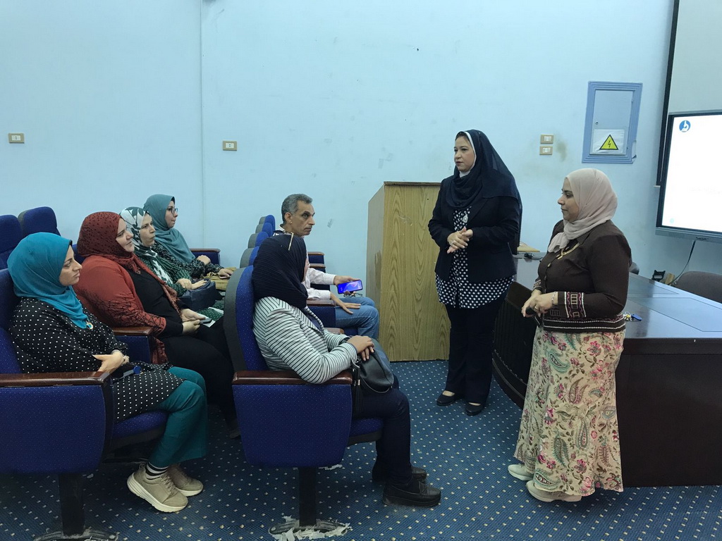 An introductory symposium at the Faculty of Veterinary Medicine, Mansoura University, to introduce the objectives, services and strategy of the National Bank for Laboratories